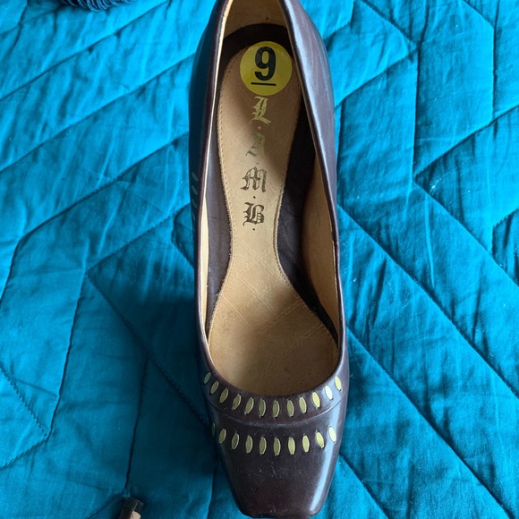 L.A.M.B size 9 chocolate brown and gold heels. - Picture 6 of 6